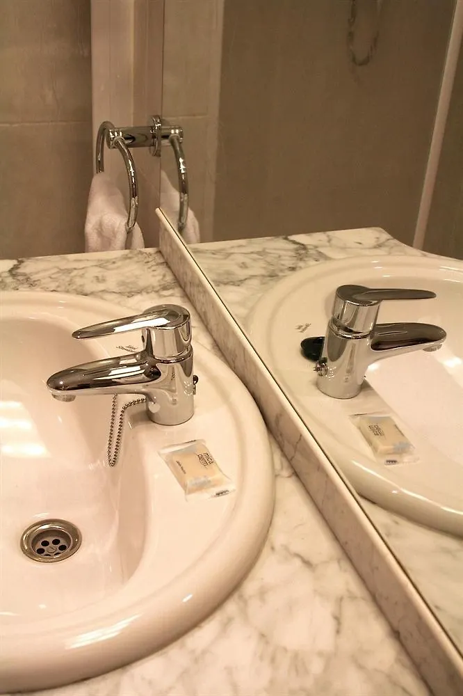 Enginyapartaments Figueres  Appartamento